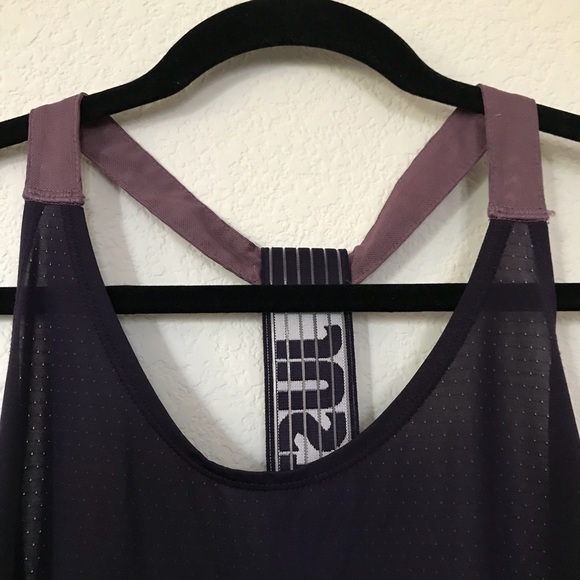 Nike Tops - Women’s Nike High Lo Work Out Tank Top L
